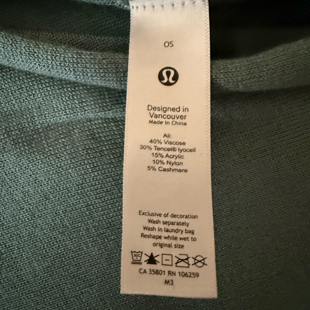 LULULEMON Lightweight Knit Cape Poncho
Tidewater Teal / Ocean Air - Picture 2 of 4